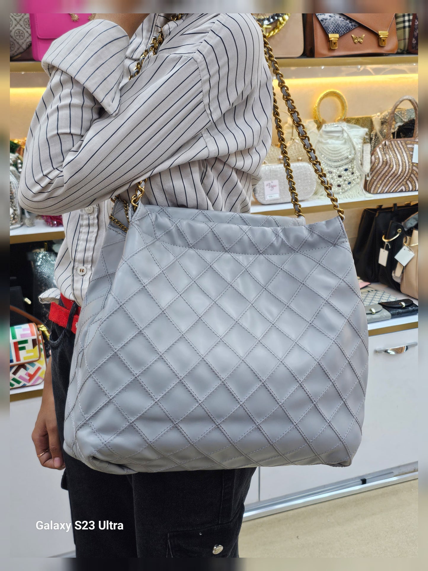 TORY BURCH FLEMING DRAWSTRING LEATHER BAG SWASTIK CREATIONS The Trend Point