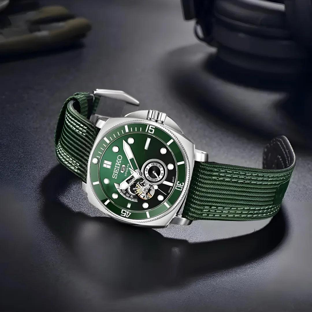 Men's Premium Watch - SWASTIK CREATIONS The Trend Point