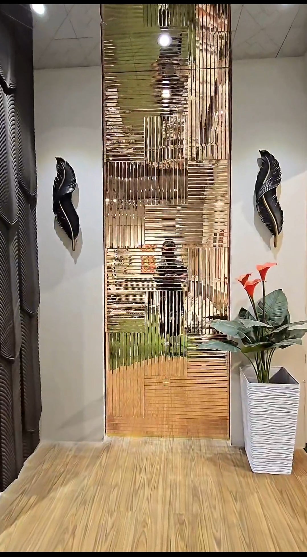 Self adhesive Mosaic Fluted Mirror Panel (Min 12PCS) (Size 12x24 inches)