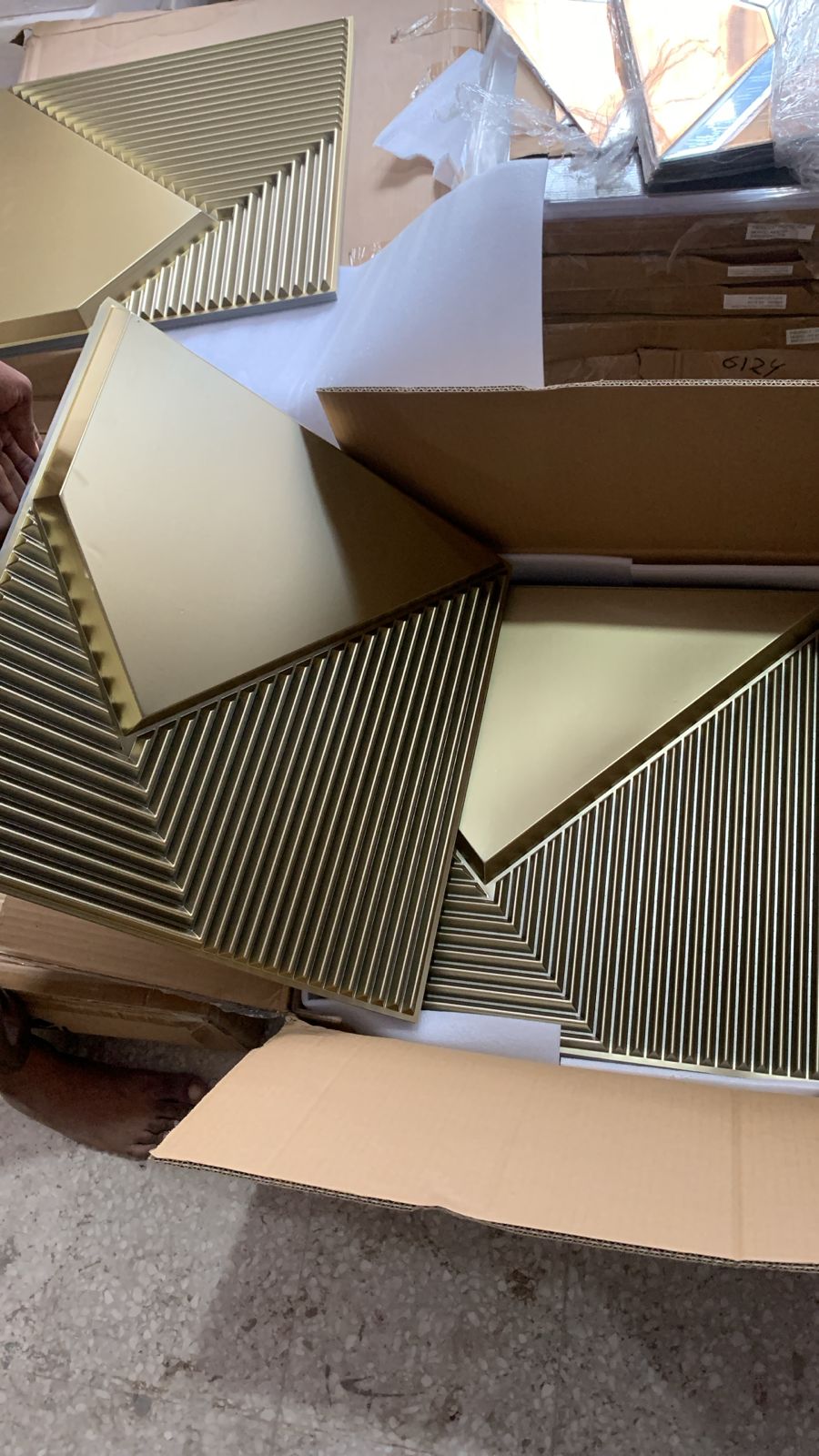 #22 Fin - 3D PVC Champagne Gold Panel (Mirror) (Size 50*50cm)