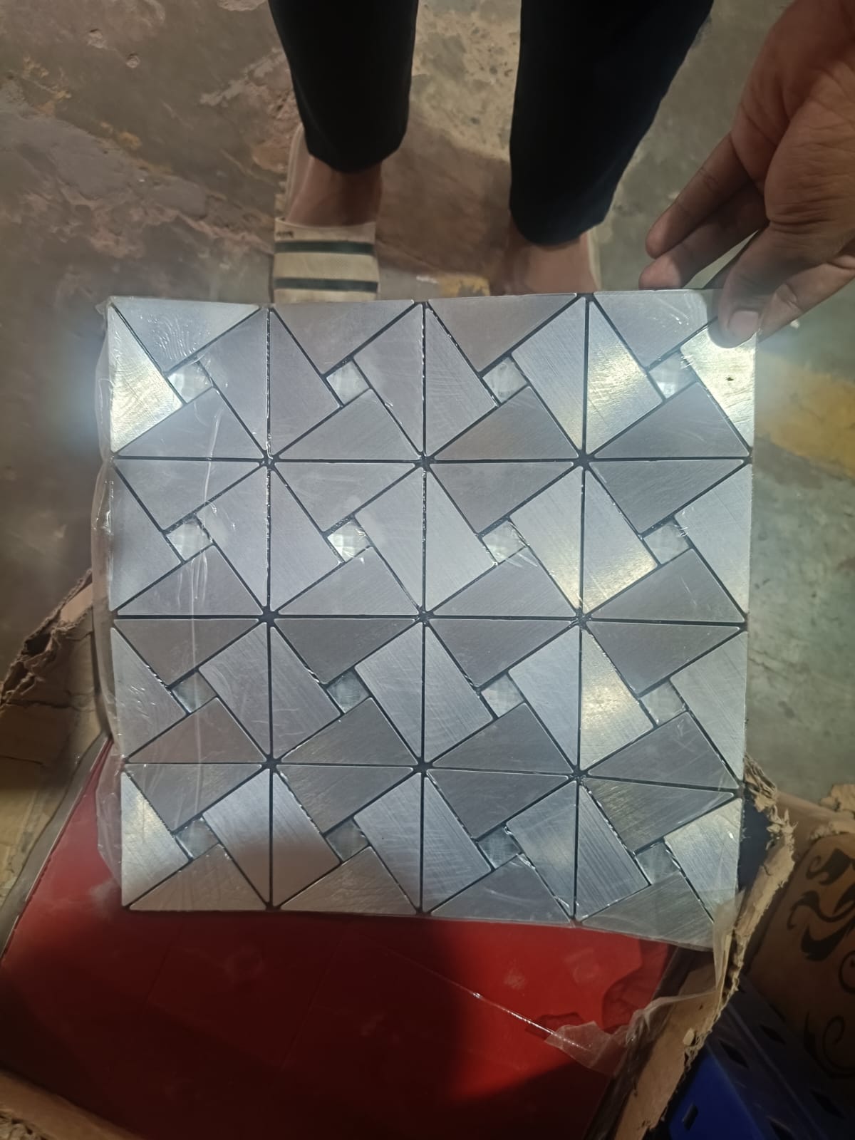 #MT01 Silver Decorative Acrylic Mosaic Tile (Min 77Pcs) (1 Tile Coverage Area 1 Sq Ft)
