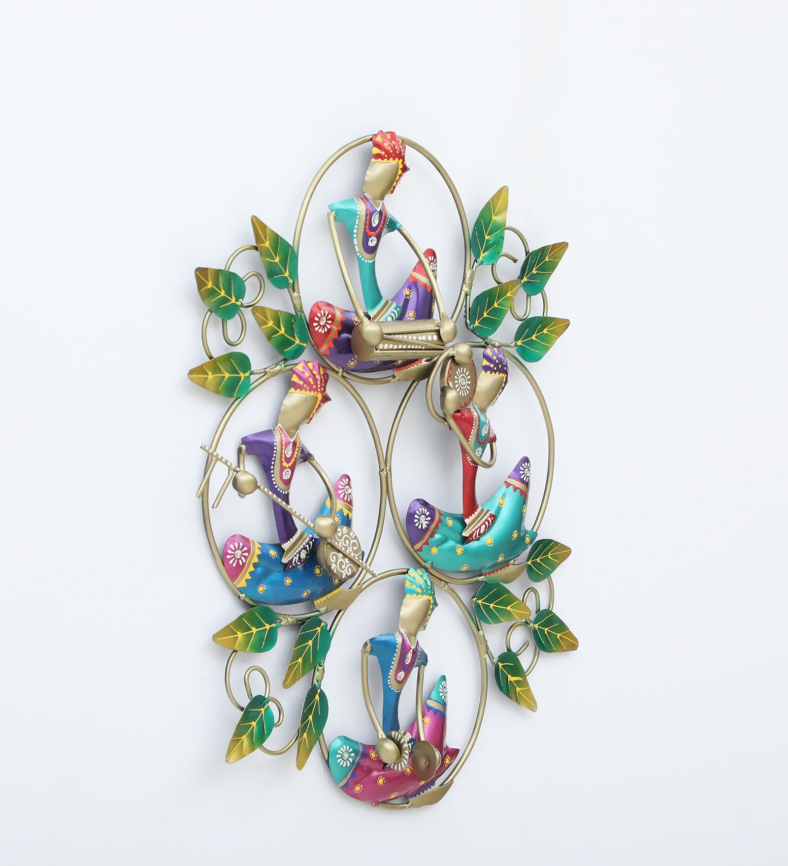 4 Ring Nagpuri Decorative Multicolour Iron Wall Art