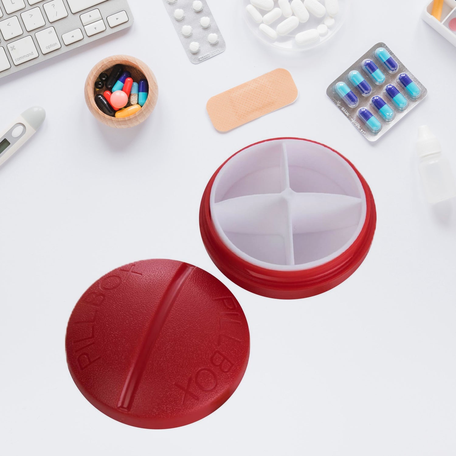 Portable Round Shape 4 Compartments Pill Box (1 Pc)