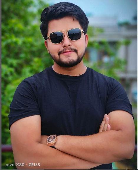 Black Tigor Square Sunglasses (SUN-LK-1208-BLK1BLK-M) - SWASTIK CREATIONS The Trend Point SWASTIK CREATIONS The Trend Point