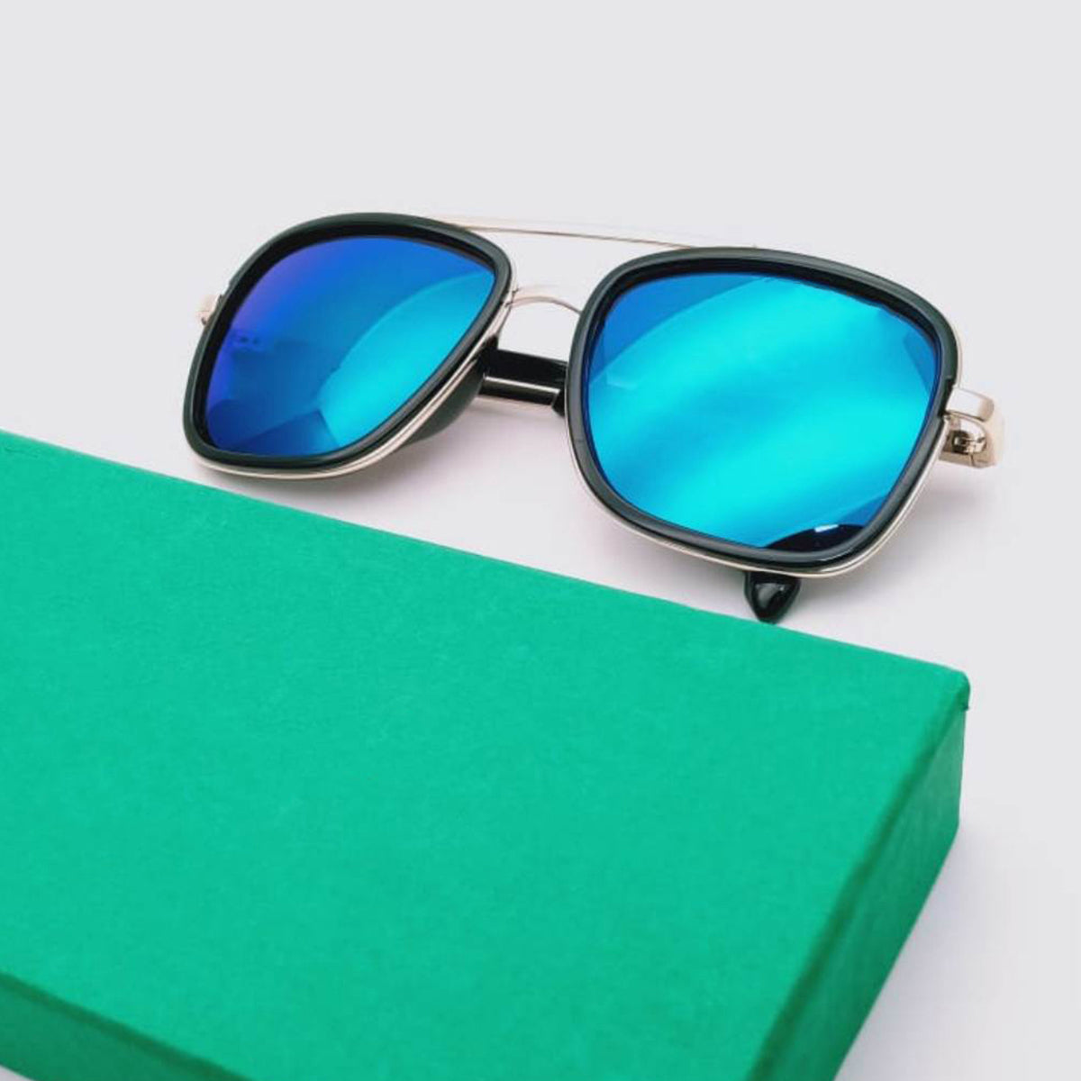 Aqua Blue HUMBLEE Square Sunglasses (SUN-LC-0652-AQB3GLD-MEDIUM)