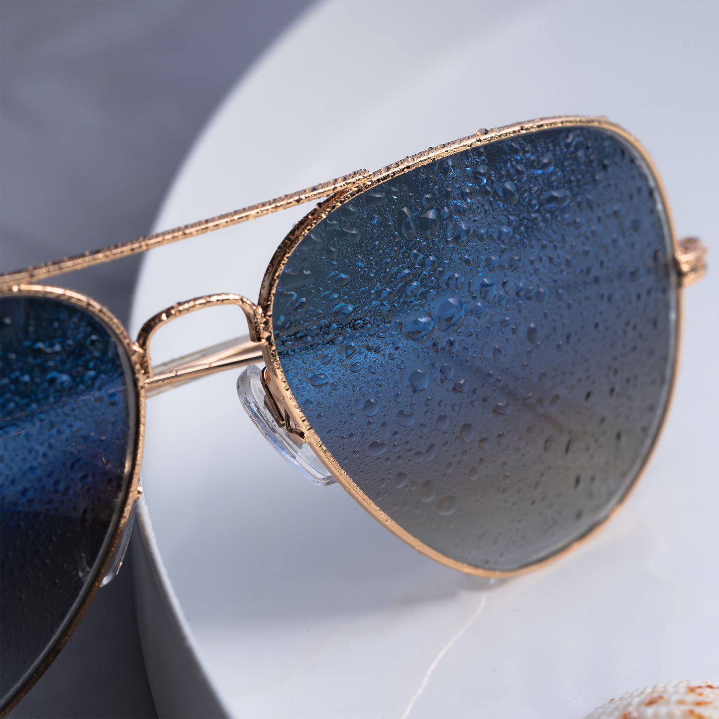 Blue Armstoner Aviator Sunglasses (SUN-LK-3026-BLU2GLD-M) - SWASTIK CREATIONS The Trend Point SWASTIK CREATIONS The Trend Point