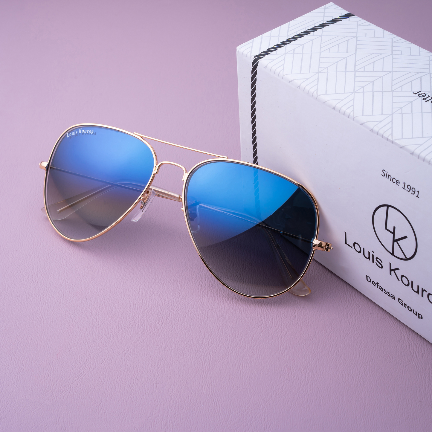 Blue Armstoner Aviator Sunglasses (SUN-LK-3026-BLU2GLD-M) - SWASTIK CREATIONS The Trend Point SWASTIK CREATIONS The Trend Point