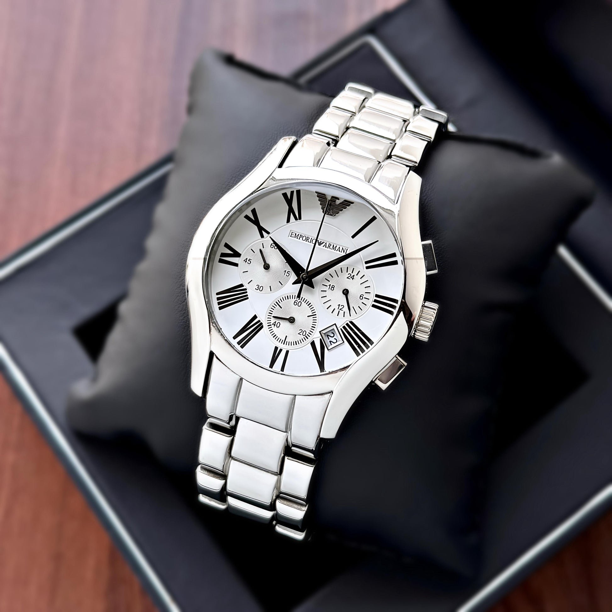 Emporio Armani Premium Valente Model Series watch