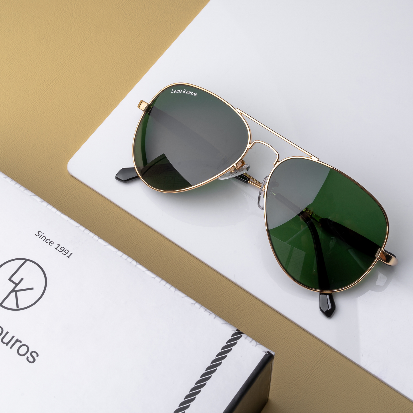 Green Airomade Aviator Sunglasses (SUN-LK-3517-GRN1GLD-M) SWASTIK CREATIONS The Trend Point