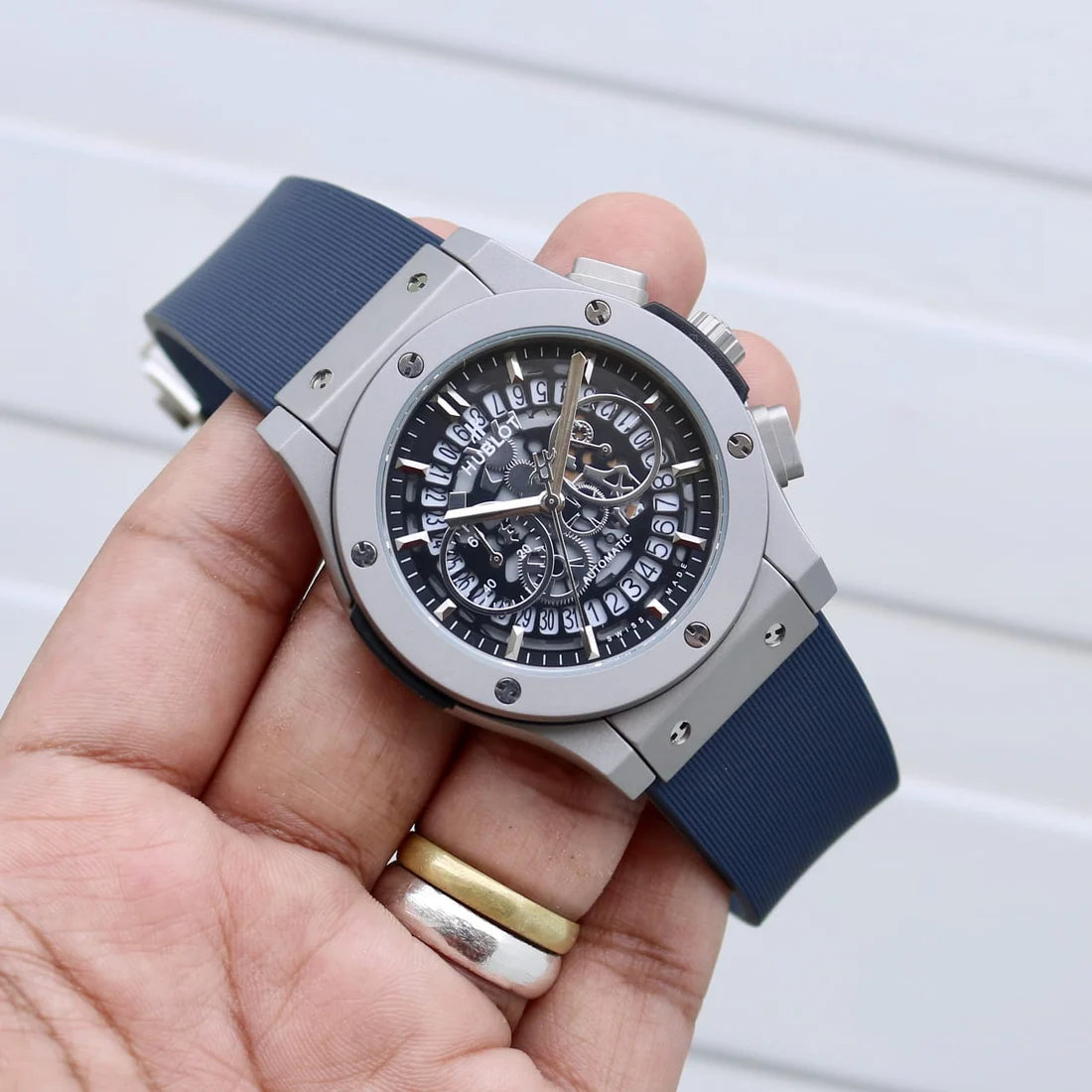 Men's Premium Watch - SWASTIK CREATIONS The Trend Point