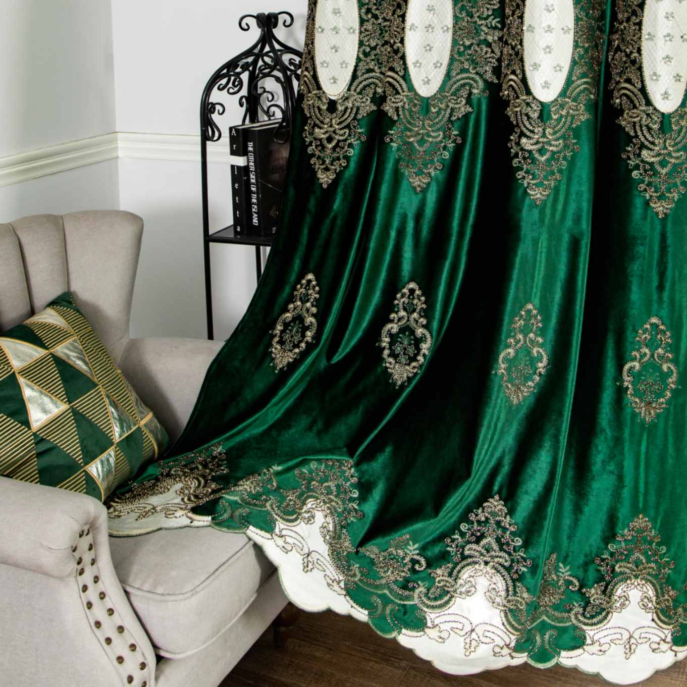 RF-2124 Dutch Velvet Curtains (6 different colors and available in single piece packing)