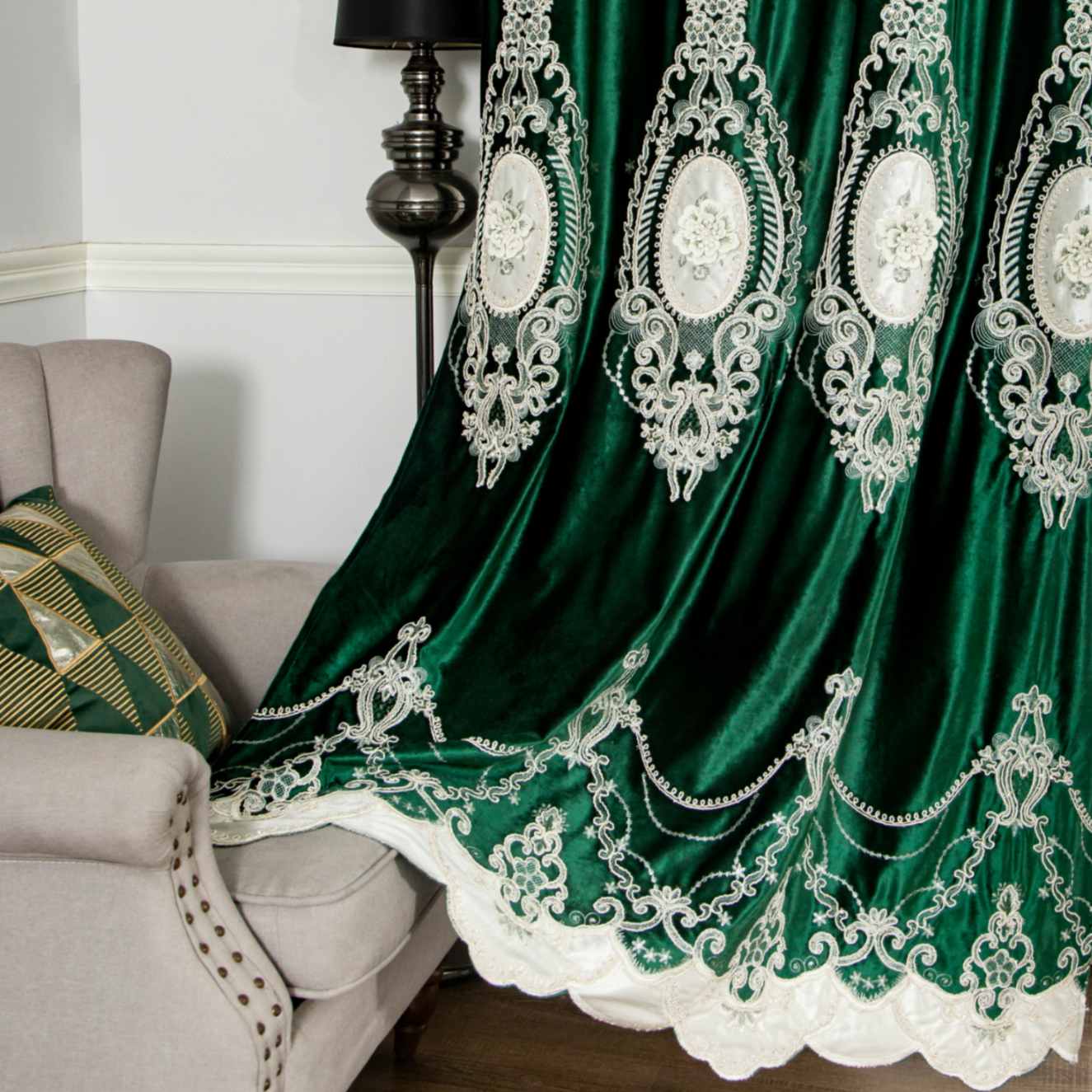 RF-2125 Dutch Velvet Curtains (6 different colors and available in single piece packing)