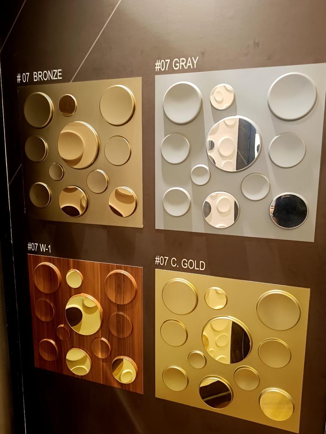 #07 Polka Dots 3D PVC Panel (Mirror) - 5 colors option - (Size 50*50cm) - Min 10Pcs
