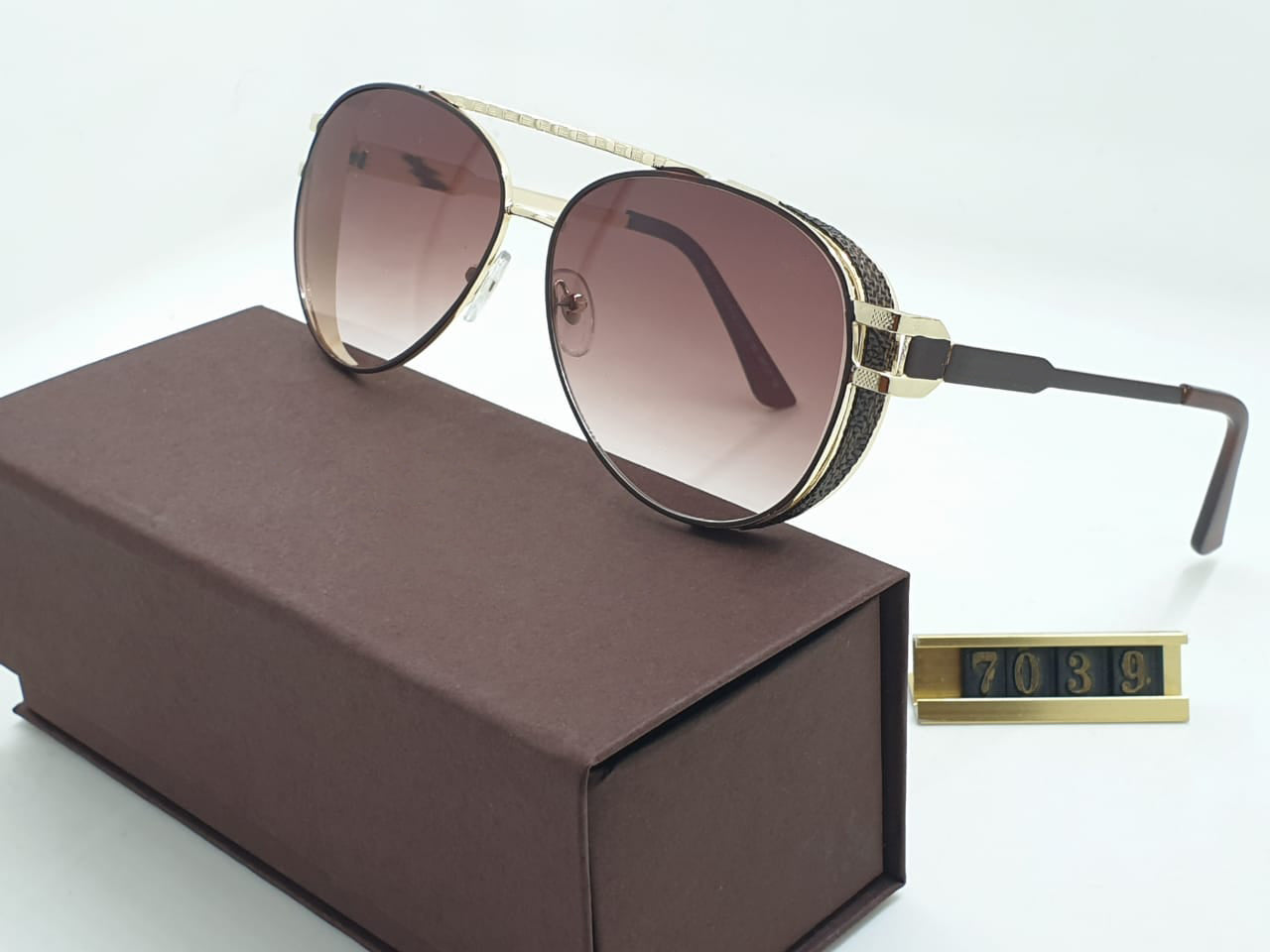 Brown Firenze Aviator Sunglasses (SUN-LV-7039-BRN2GLD) SWASTIK CREATIONS The Trend Point