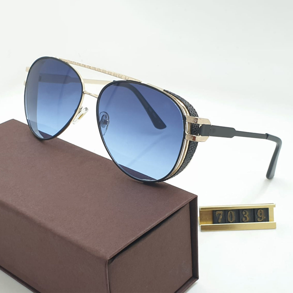 Blue Firenze Aviator Sunglasses (SUN-LV-7039-BLU2GLD) SWASTIK CREATIONS The Trend Point