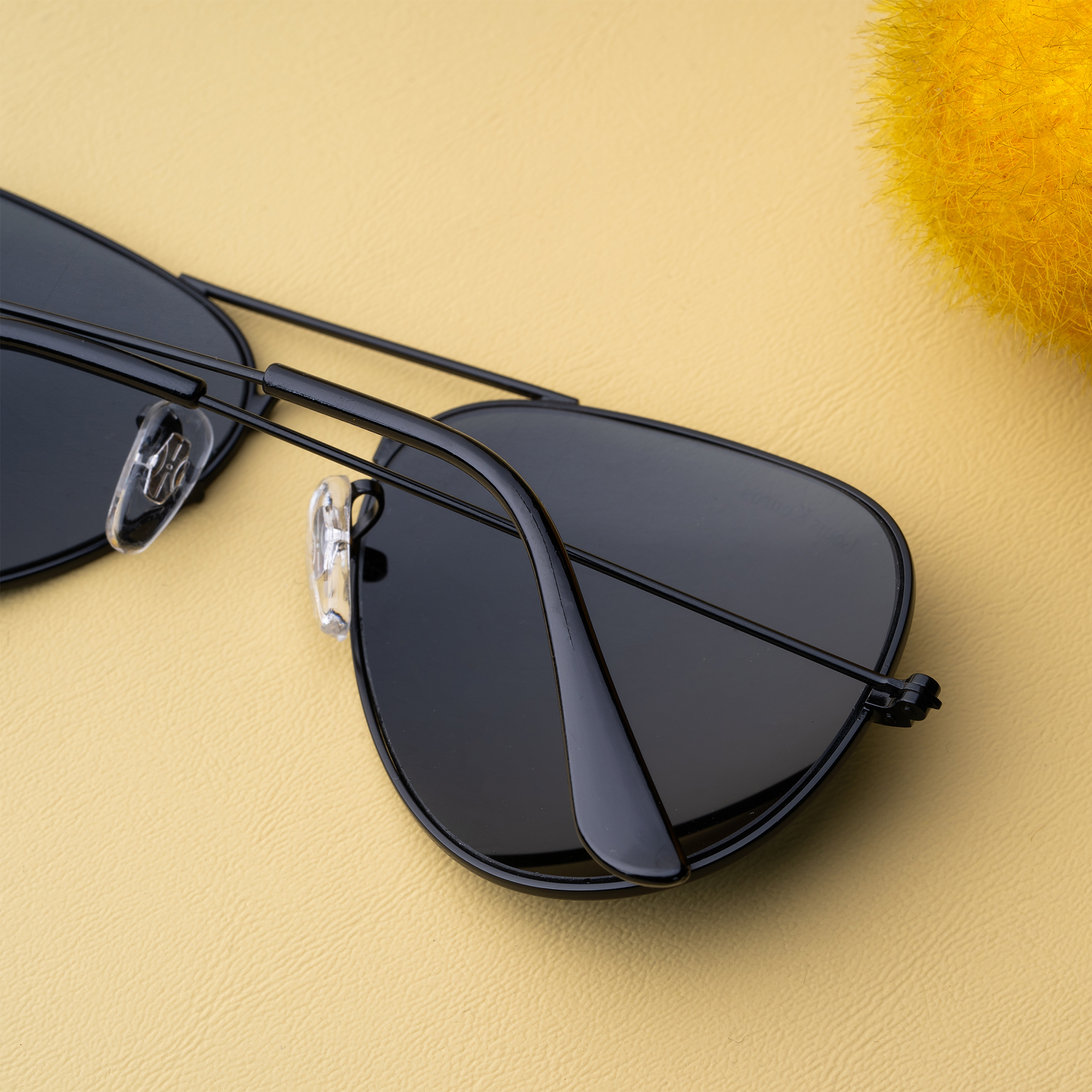 Black Armstoner Aviator Sunglasses (SUN-LK-3026-BLK1BLK-M)