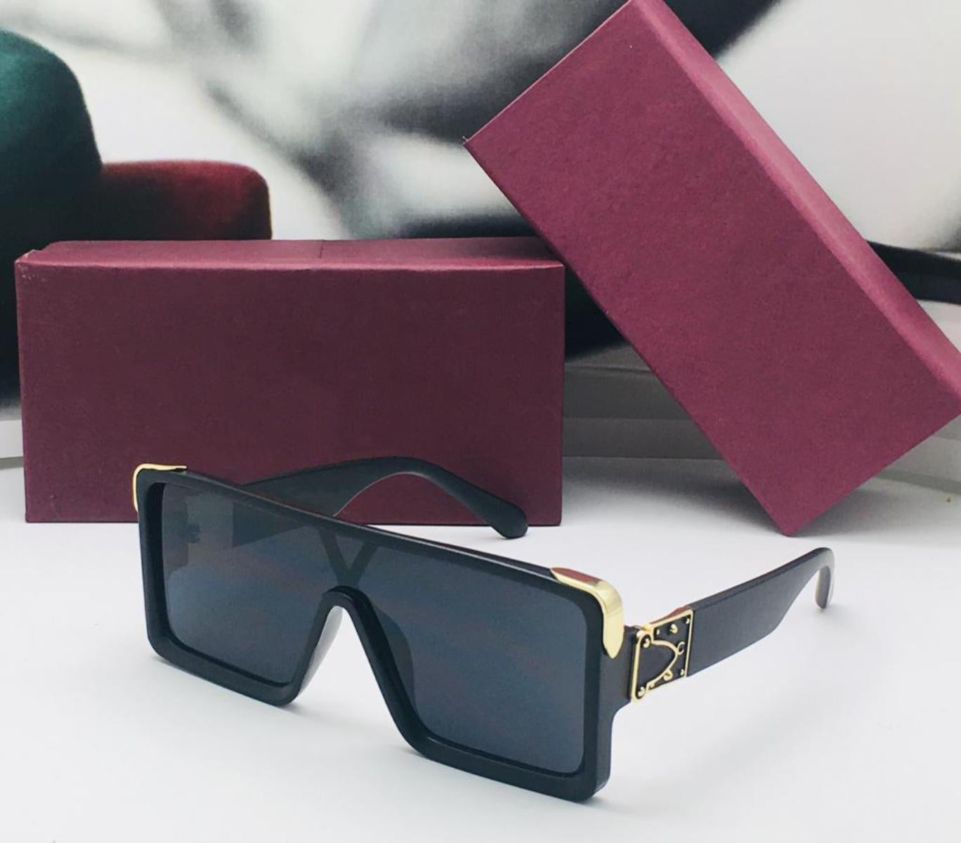 Black Manchester Square Sunglasses (SUN-LV-1258-BLK1GLD-BLK) SWASTIK CREATIONS The Trend Point