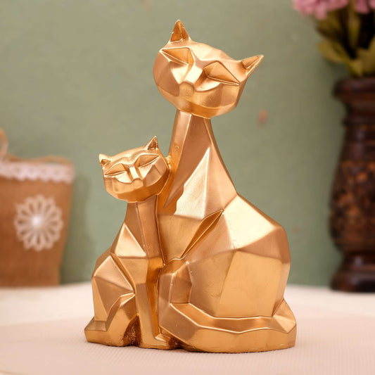 Swastik Trend Point Handcrafted polyresin Cat Family Decorative Showpiece for Home Office Hotel Desktop Decoration dcor Sculpture Animal Figurine Items