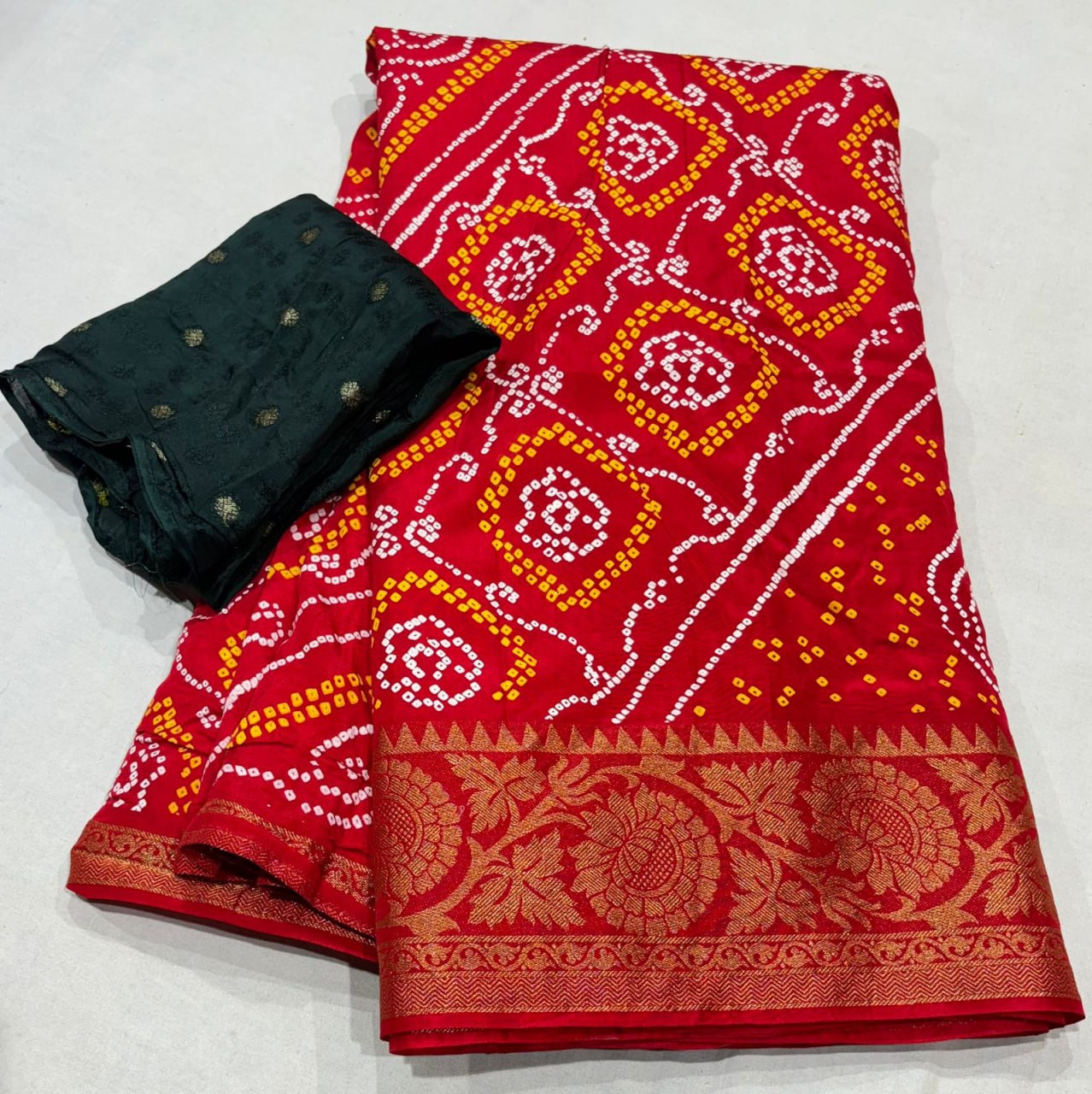 Jaipuri print with ression chit pallu saree (5 colors) (RIN152 NSD52) SWASTIK CREATIONS The Trend Point